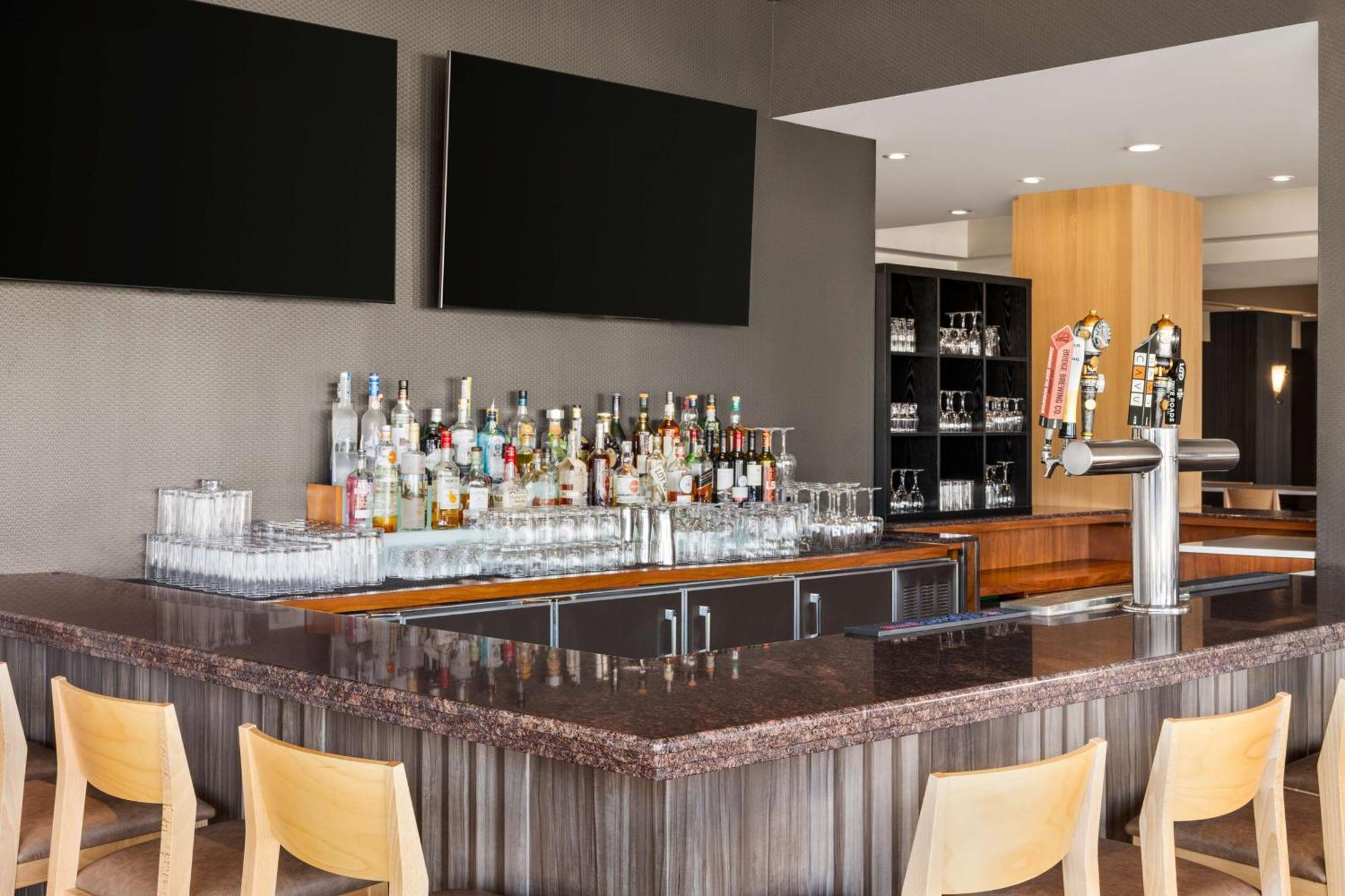 ריצ'מונד Hilton Vancouver Airport מראה חיצוני תמונה