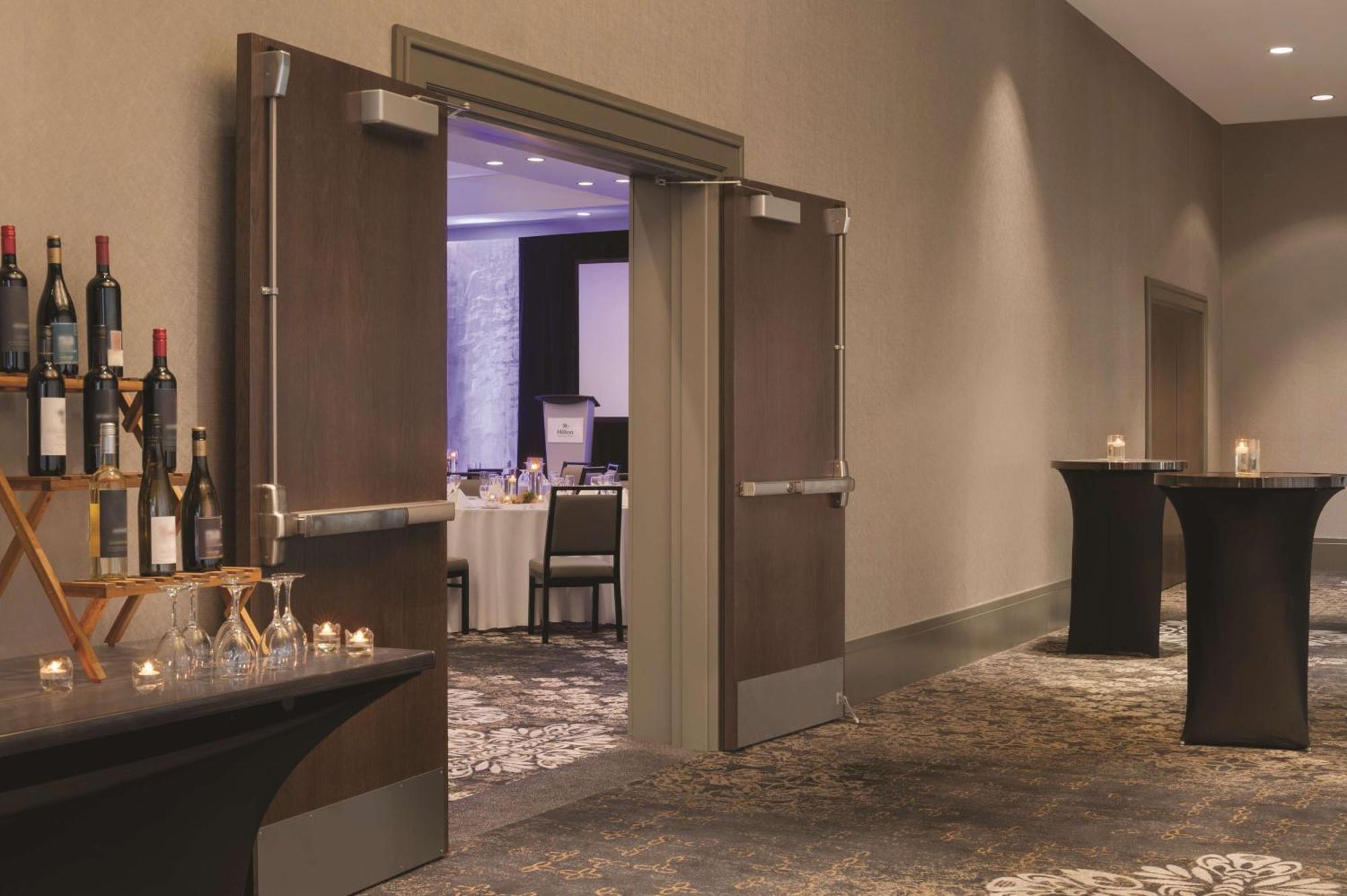 ריצ'מונד Hilton Vancouver Airport מראה חיצוני תמונה
