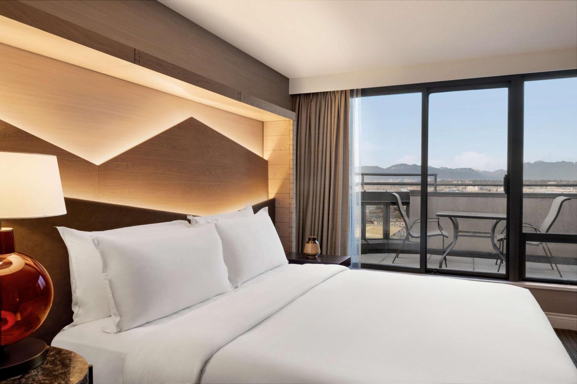 ריצ'מונד Hilton Vancouver Airport מראה חיצוני תמונה