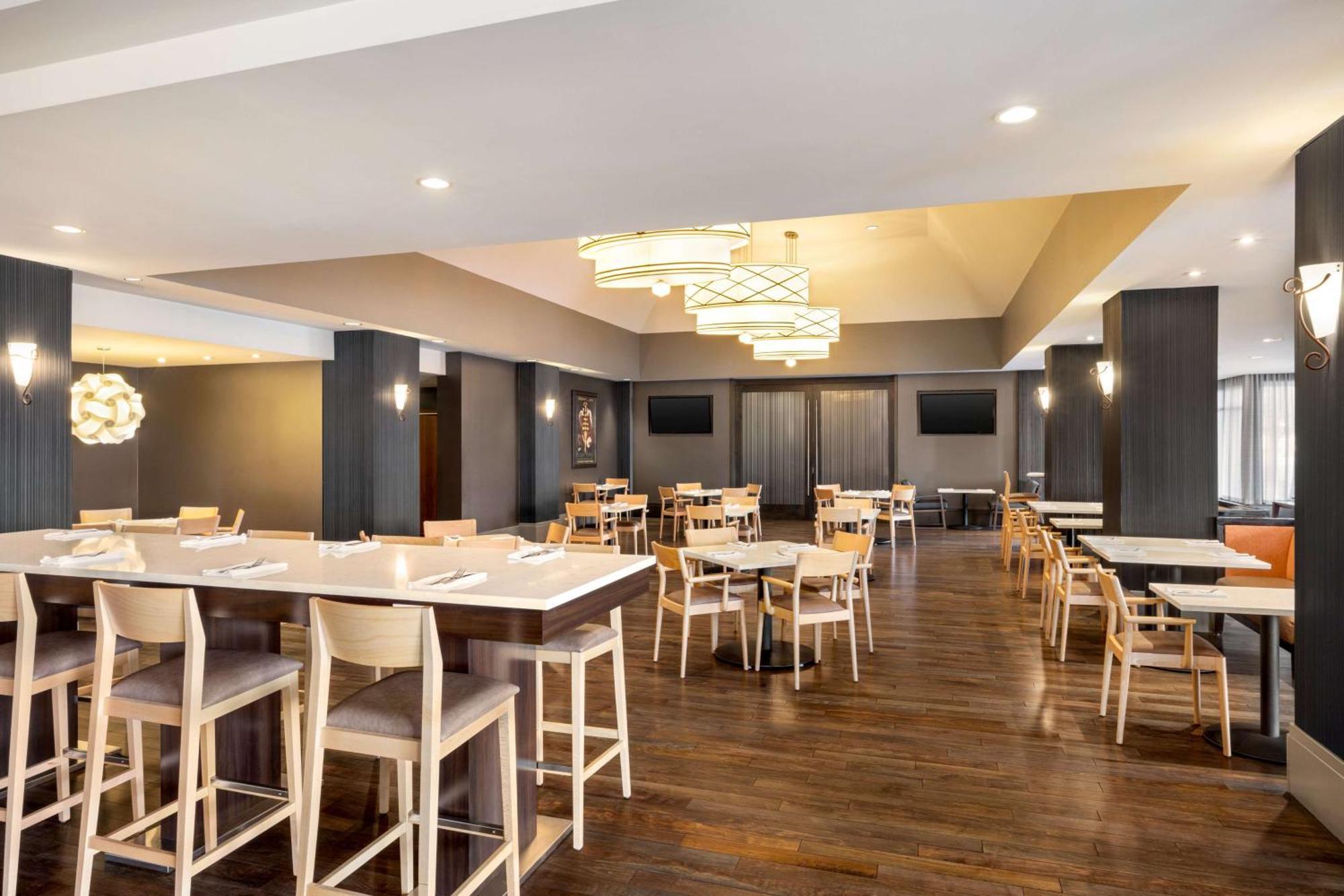 ריצ'מונד Hilton Vancouver Airport מראה חיצוני תמונה